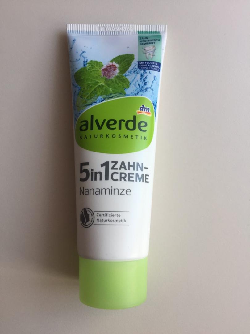 Отзыв на alverde NATURKOSMETIK 5 in 1 Zahncreme Nanaminze, 75 ml из Интернет-Магазина DM