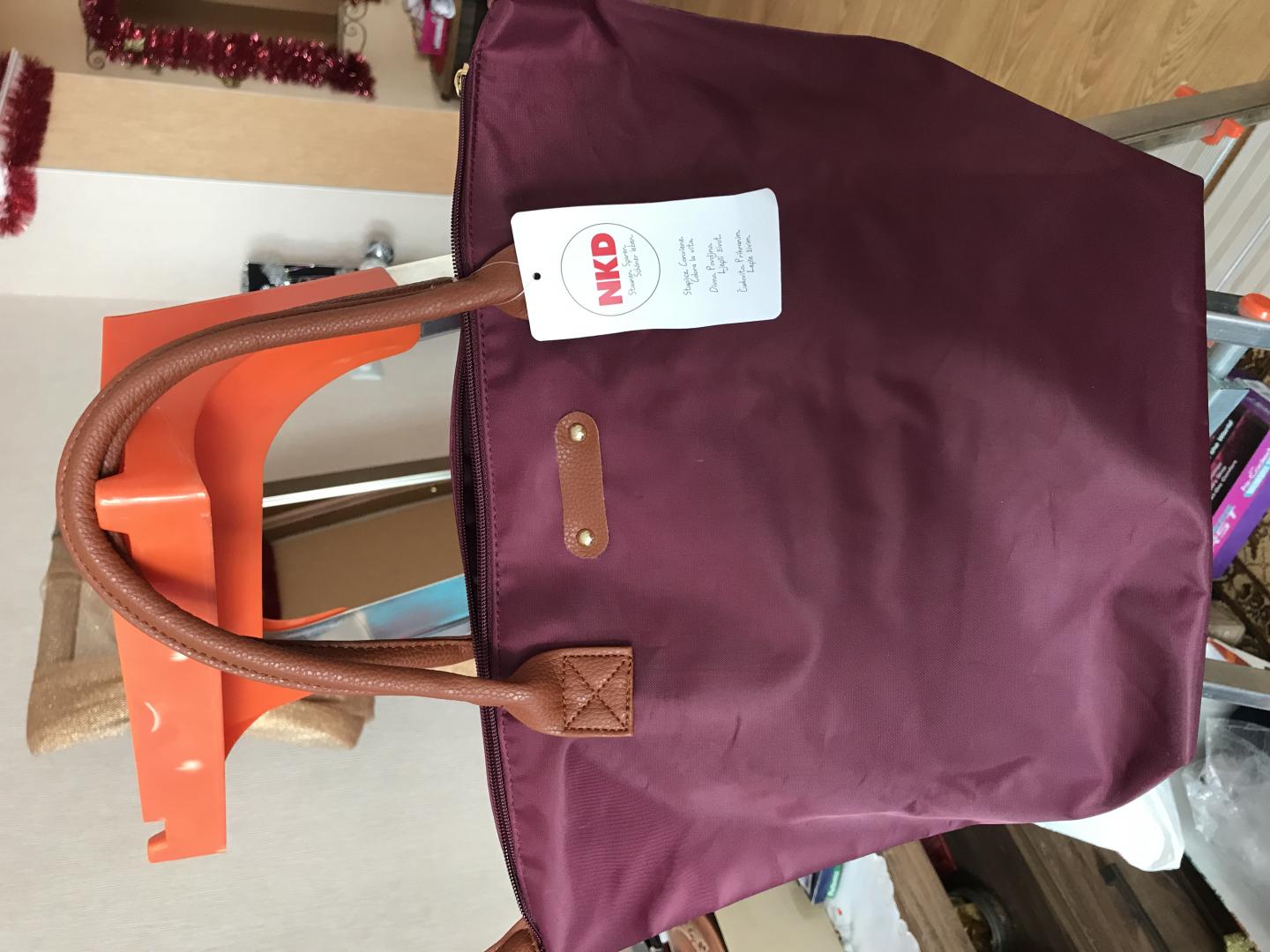 Отзыв на Damen-Handtasche in toller Herbstfarbe, 3 Größen из Интернет-Магазина NKD