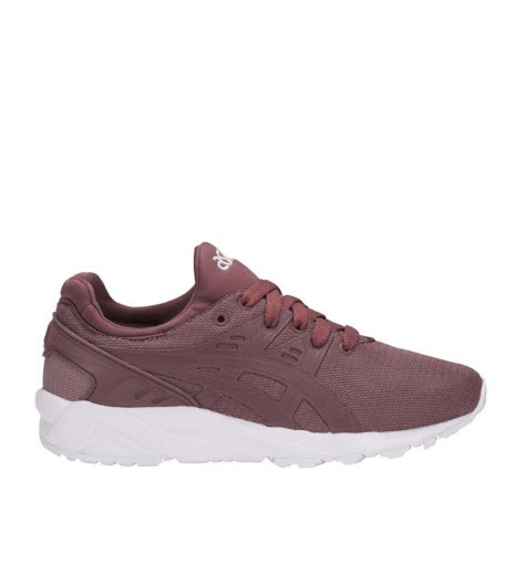 Кроссовки ASICS Скидки до 70% из магазина Sports Direct (Германия)