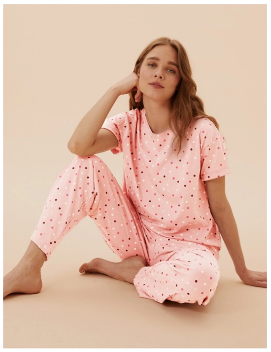3 пижамы по цене 2  Доп. скидка до 31% из магазина Marks & Spencer (Германия)