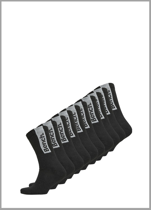 Одяг та взуття  Знижки до  80% из магазина MandM Direct (Германия)