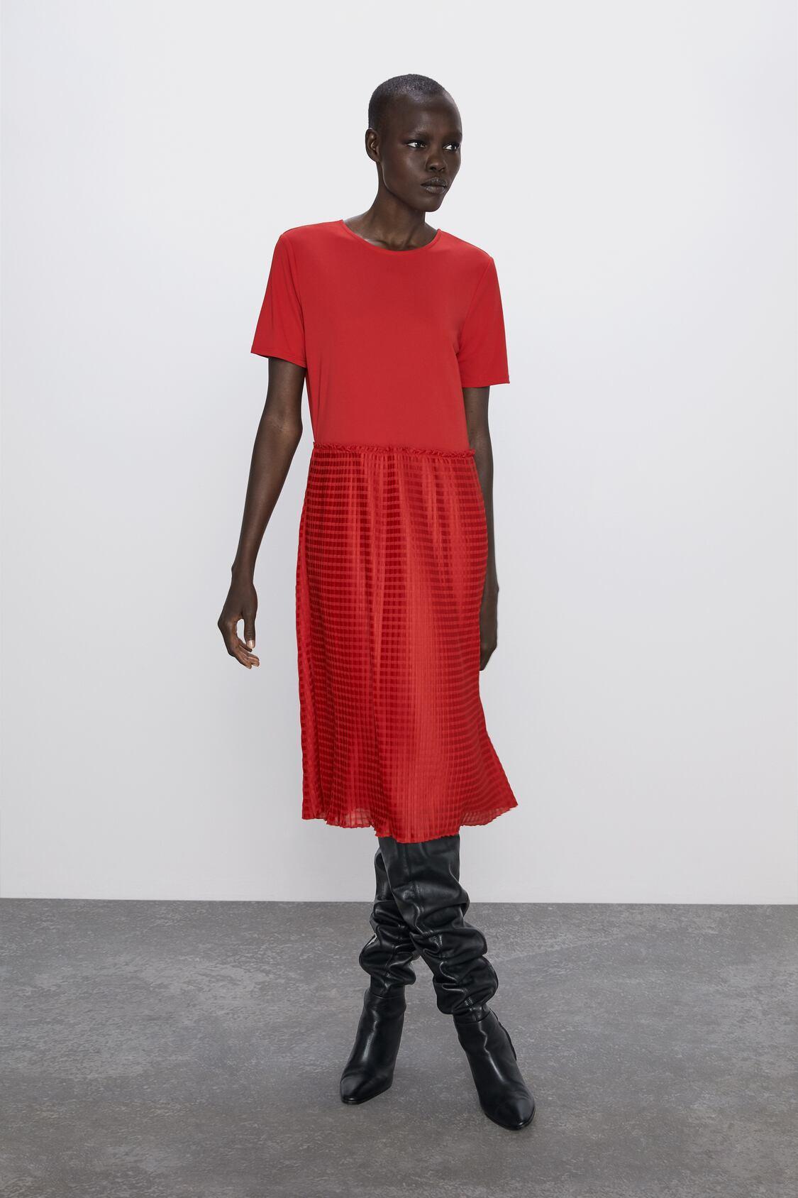 Отзыв на KOMBINIERTES PLISSÉE-KLEID из Интернет-Магазина Zara